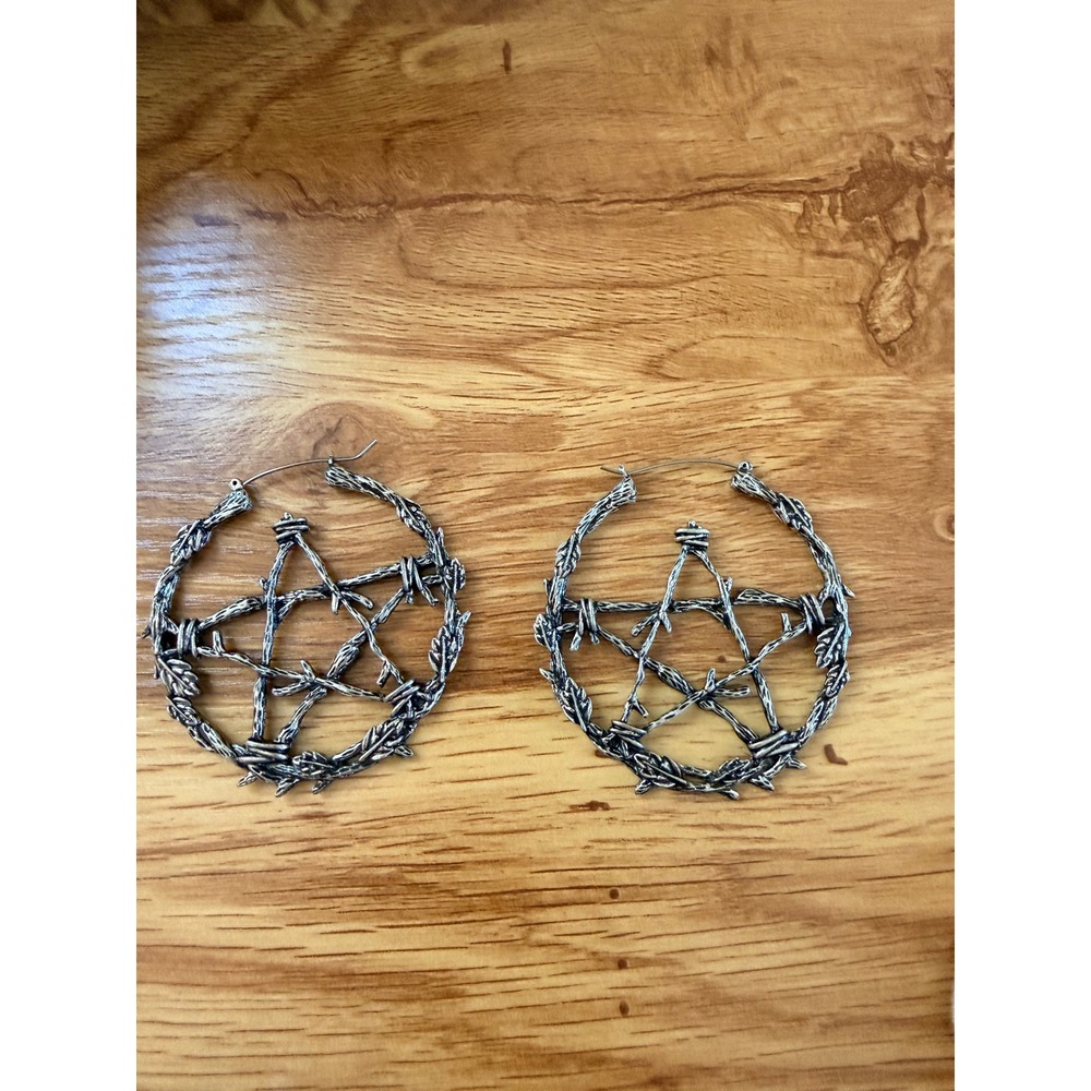 Unbranded Pentagram Barbed Wire Thorn Hoop Earrings Antiqued Silver OS